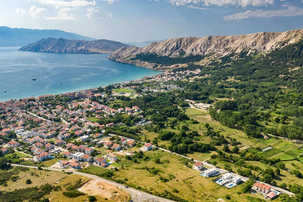 Villa Aurora 0*, Baska (Krk)