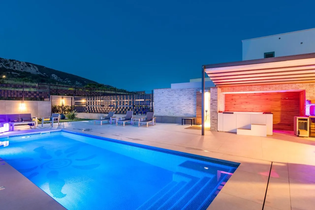 Villa Aurora  Baska (Krk)